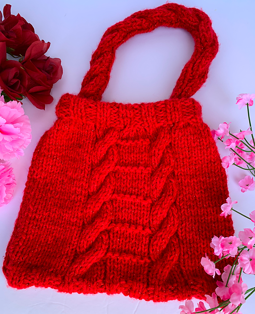 Snazzy Cabled Purse