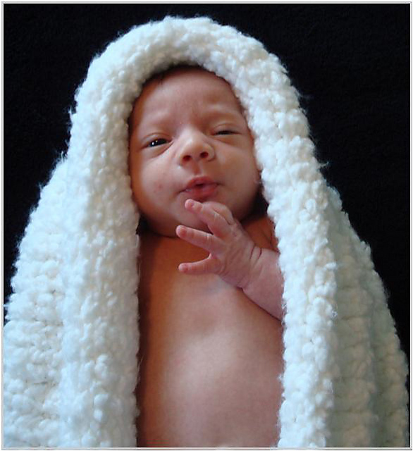 Ravelry Baby Cloud & Peapod (Pod and Cocoon) pattern by Melissa Huisman