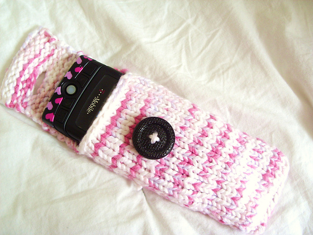 Sweet & Simple Sidekick Phone Cozy