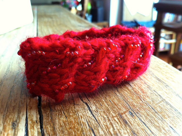 Cabled beaded wristlets