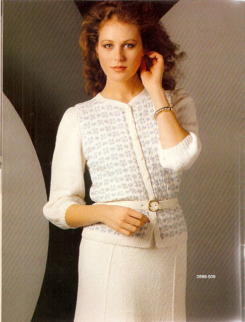 Cardigan & Skirt - 2699-509