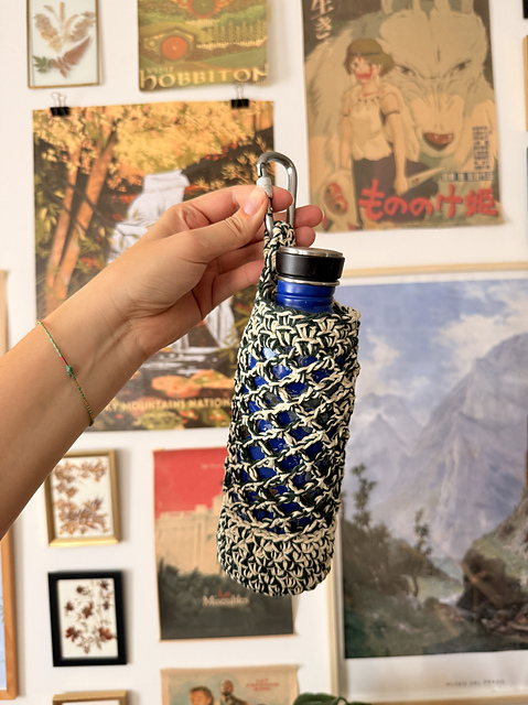 mesh scrap yarn bottle holder