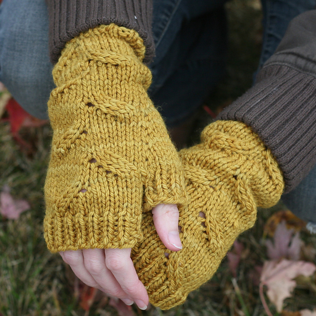 Harvest Date Fingerless Mitts