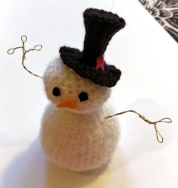 snowman in top hat