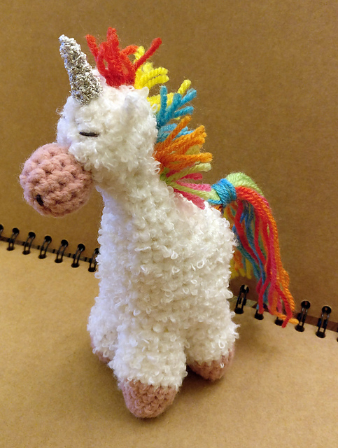 rainbow unicorn amigurumi