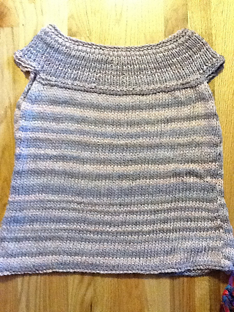 # 04 Top with Shoulder Yoke