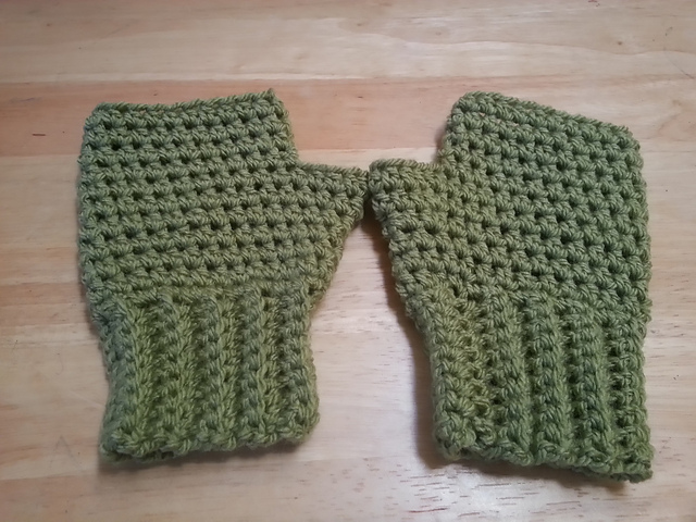 Basic fingerless gloves