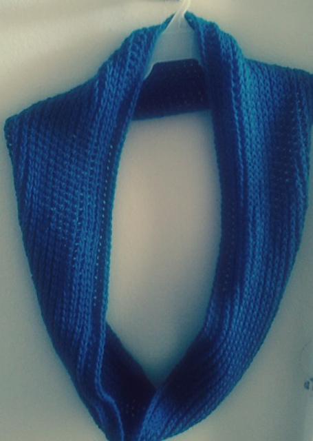 It Looks Like Knit! Circle Scarf