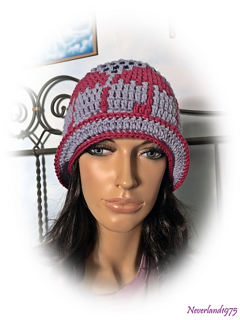 Singing in the rain hat