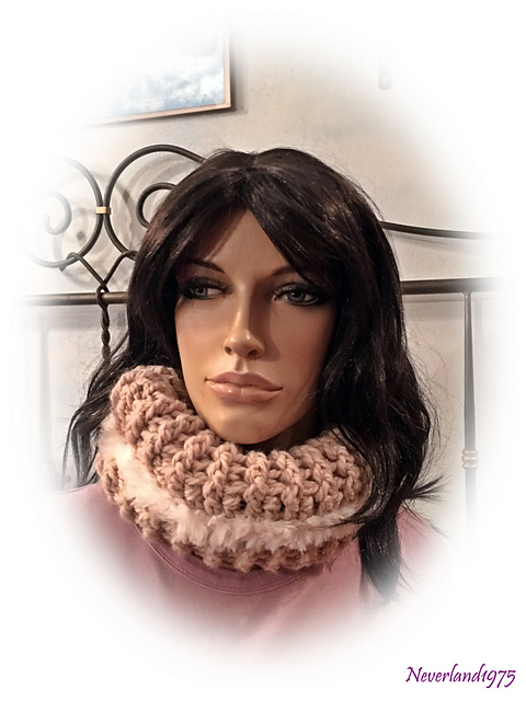 Queen Cowl V2