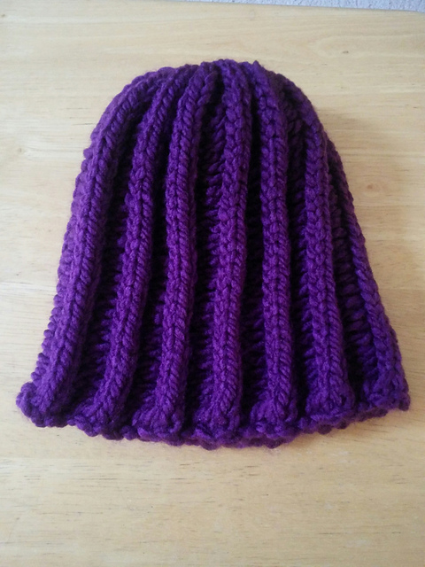Figure-8 Ribbed hat
