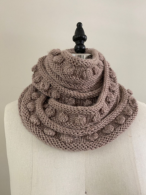 Bobble and Eyelet