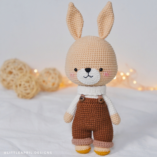JamesTheRabbit Amigurumi