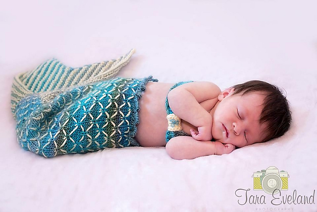 Little Mermaid Tail Blanket