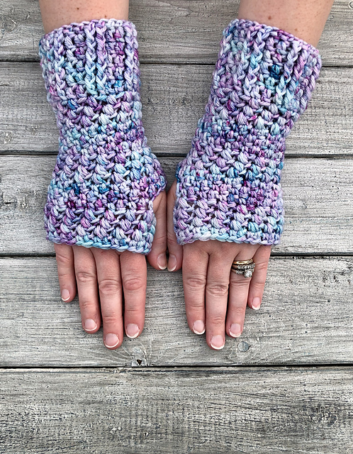 Pebbles Fingerless Gloves