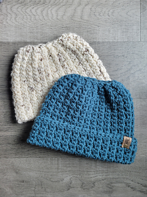 Sandy Shores Messy Bun Beanie (Bulky)