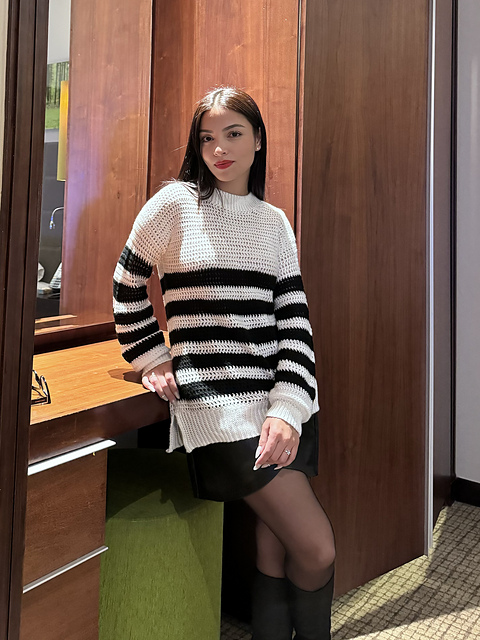 Sweater Lines