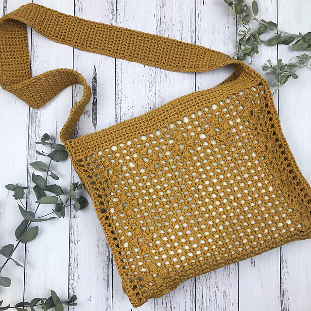 Gabriella Messenger Bag