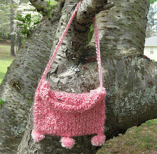 Pom Pom Purse