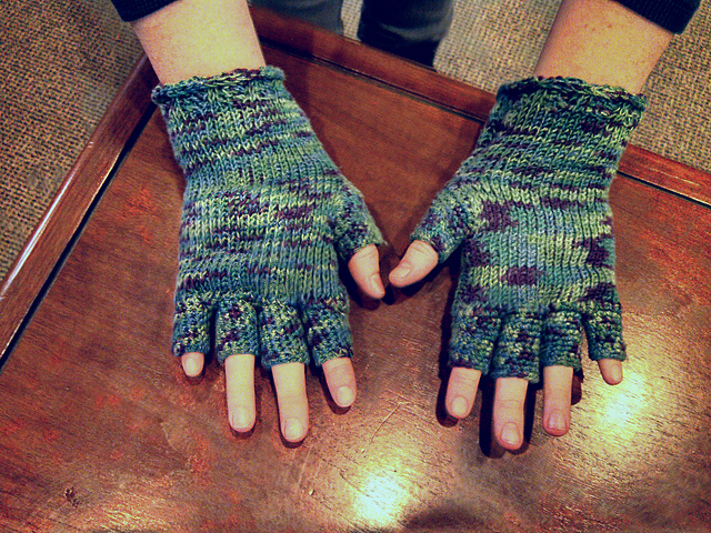 Tunisian Fingerless Gloves