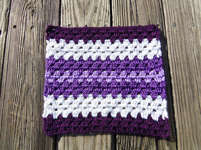 Ravelry: Absence pattern by Anastacia Zittel