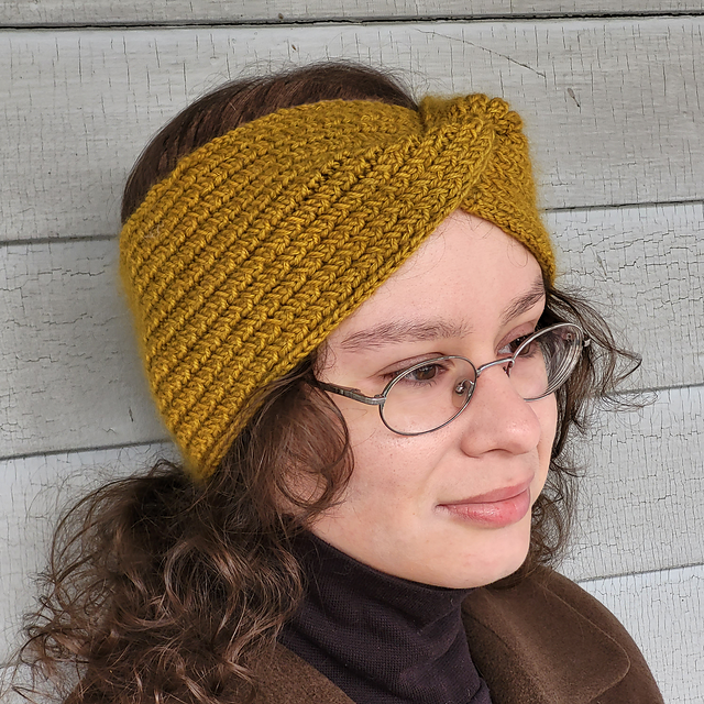 Speakeasy Earwarmer