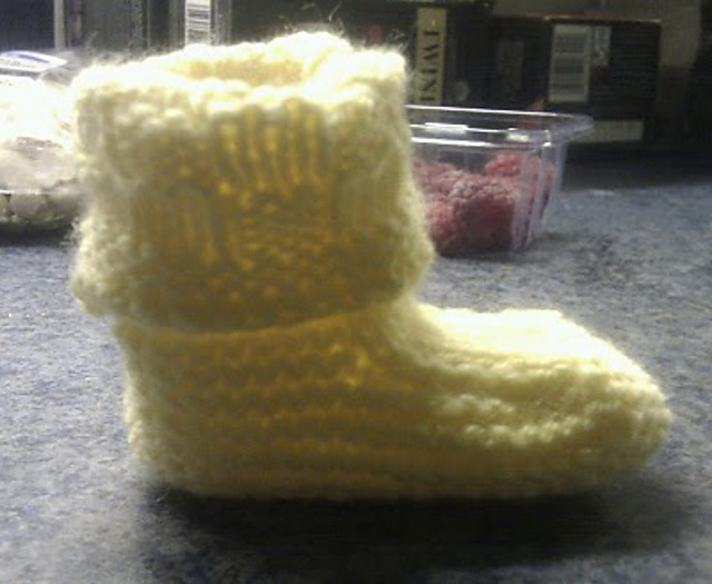 Basket-Weave Baby Booties