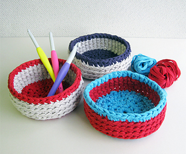 Round & Square Accessory Cases