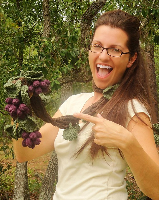 Fruit de la Vigne Scarf