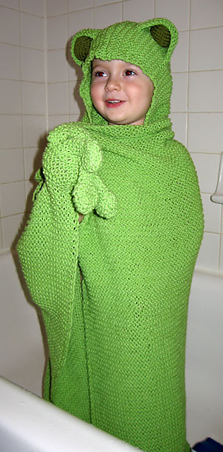 #503 Froggie Towel & Scrubby Bath Puppet