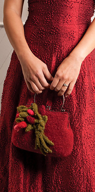 #130 Petit Fours Bag with Sweetheart Roses