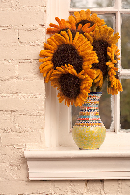 Field of Sunflowers knitted flowers