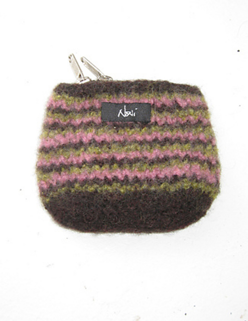 #145 Cross Over Bags