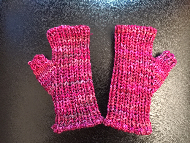 Ribbed Toddler Mitts