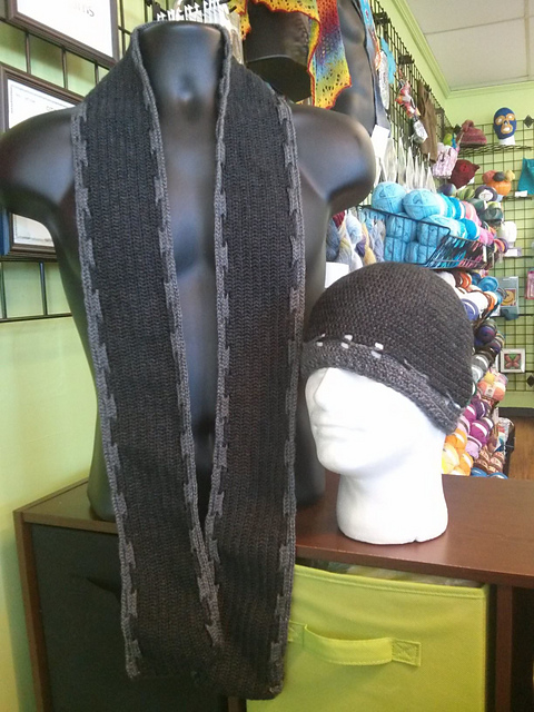 Interlocking hat & scarf a.k.a. The Man Set
