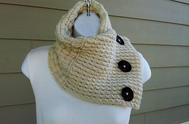 Parisian Pure Wool Button Scarf