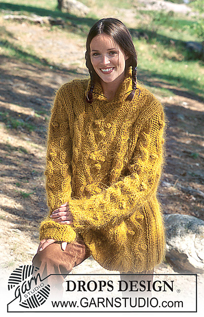 67-2 Hills of Spring Pullover