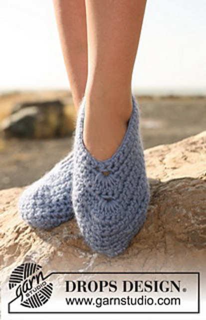 129-34 Keyhole Slippers