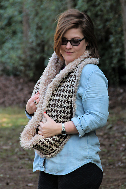 Chocolate Chip Cowl