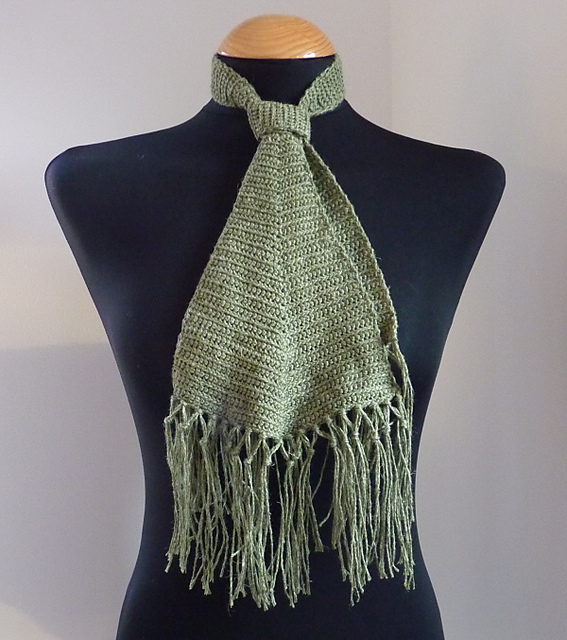 Crocheted Tie with Fringe
