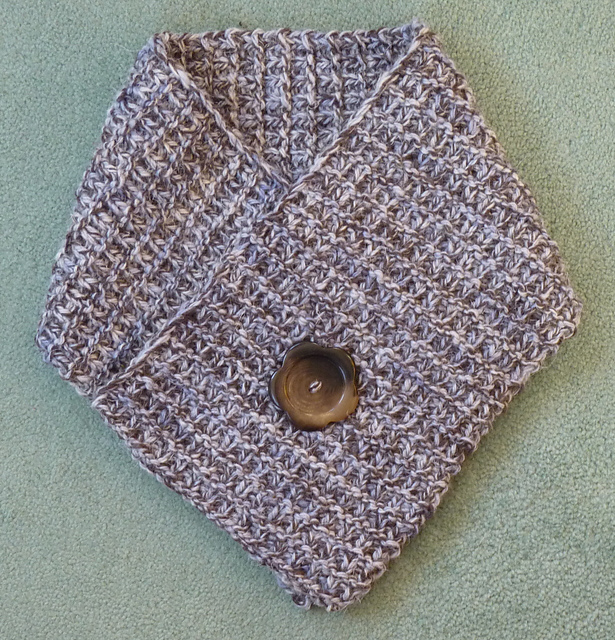 Garter Rib Collar
