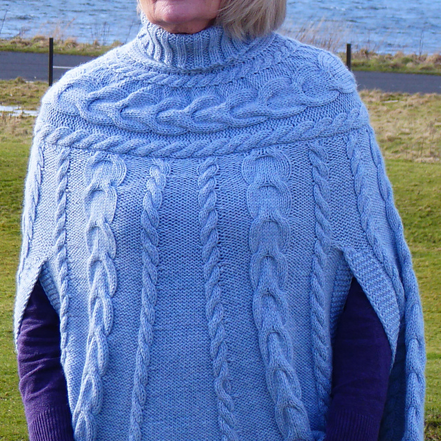 Stenness Cabled Cape