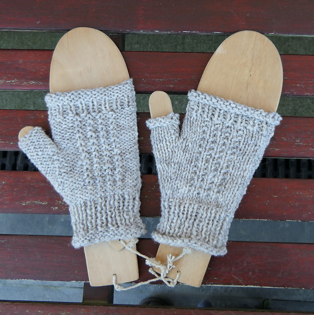 Orkney Stripe Mitts