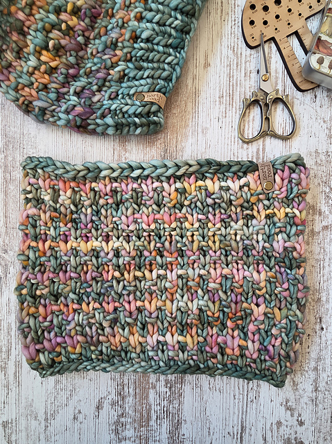 Rhythm of Life Cowl