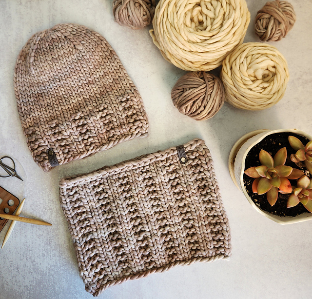 Trailside Cowl