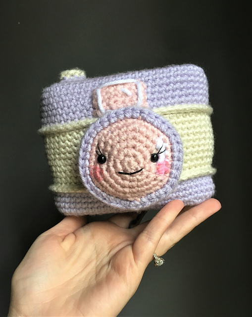 Kawaii Vintage Style Camera Amigurumi