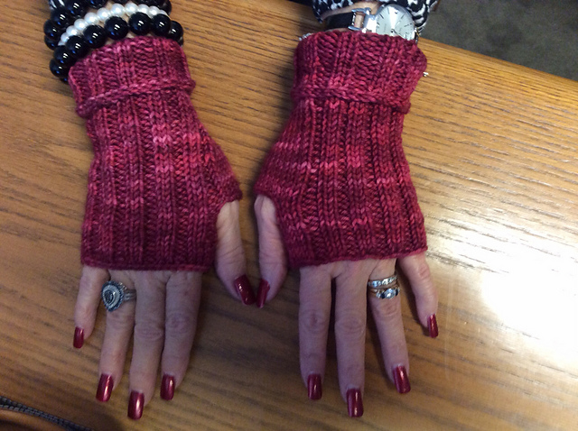 Fingerless Gloves Tutorial