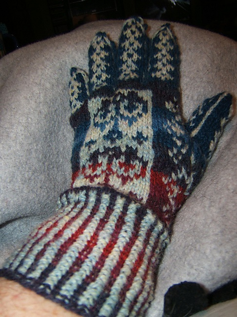 Diamond Jubilee Gloves