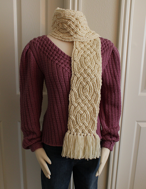 Bordeaux Cable Scarf