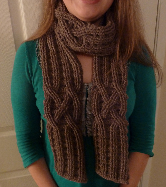 Birch Bark Cable Scarf